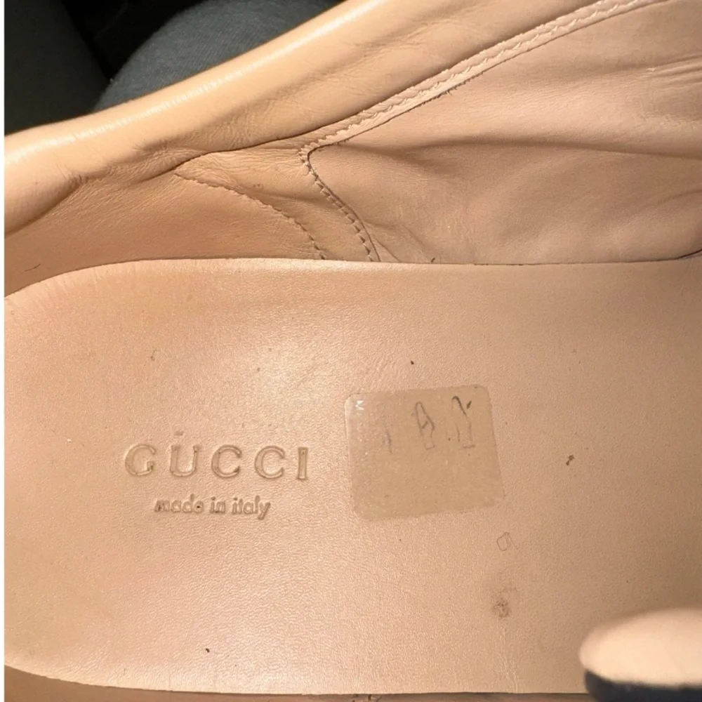 Gucci Metallic Sneakers with Red and Black Accents - Picture 8 of 8